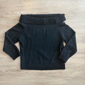 Off-Shoulder Black Women's Boat Neck Sweater, Size Lp